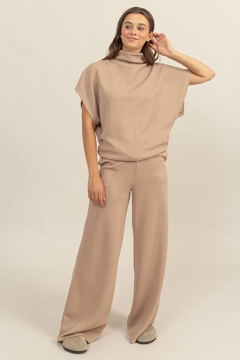 SET-DOLMAN SLEEVE TOP AND PANTS SET