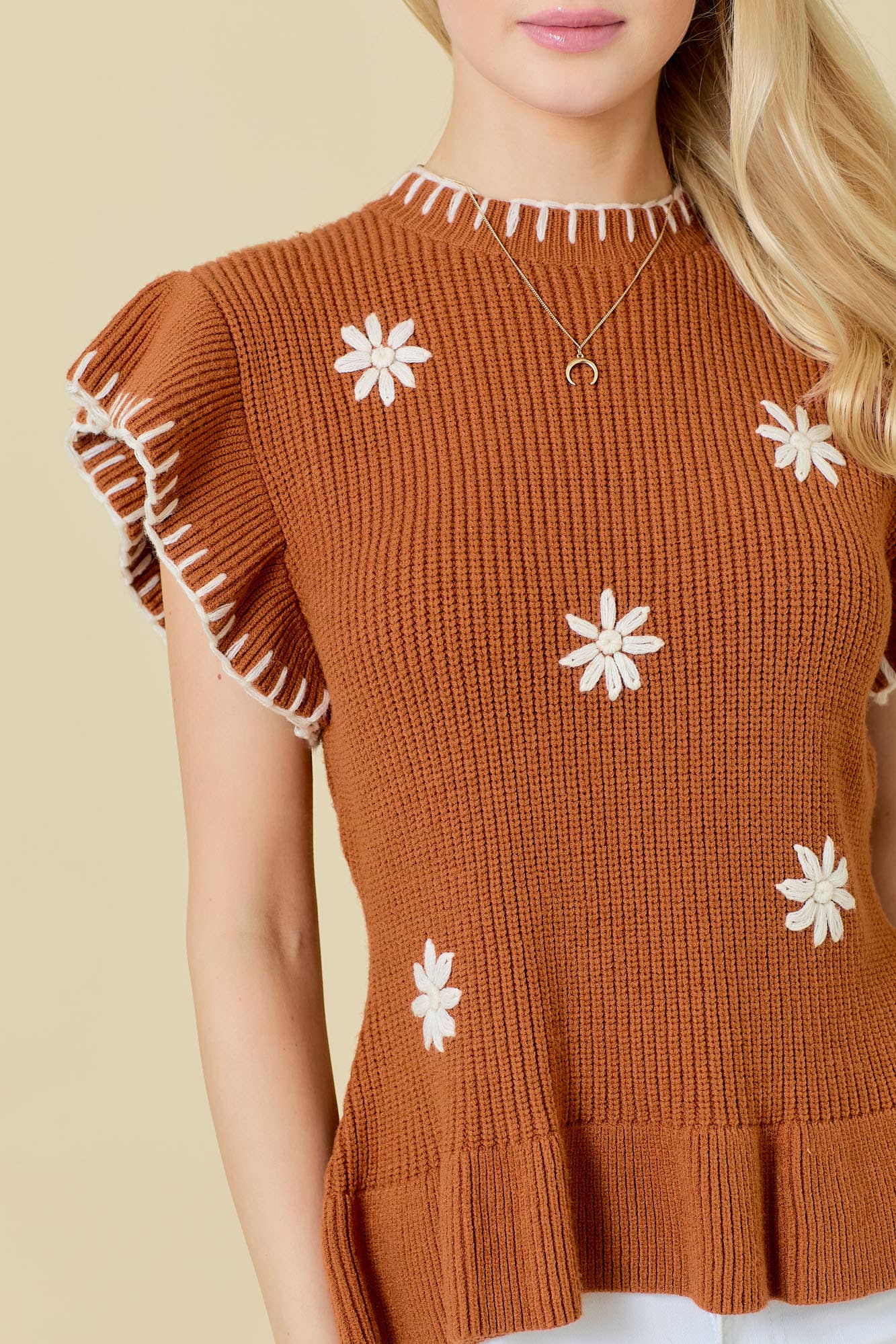 Ruffled Sleeve Knit Top With Flower Embroidery